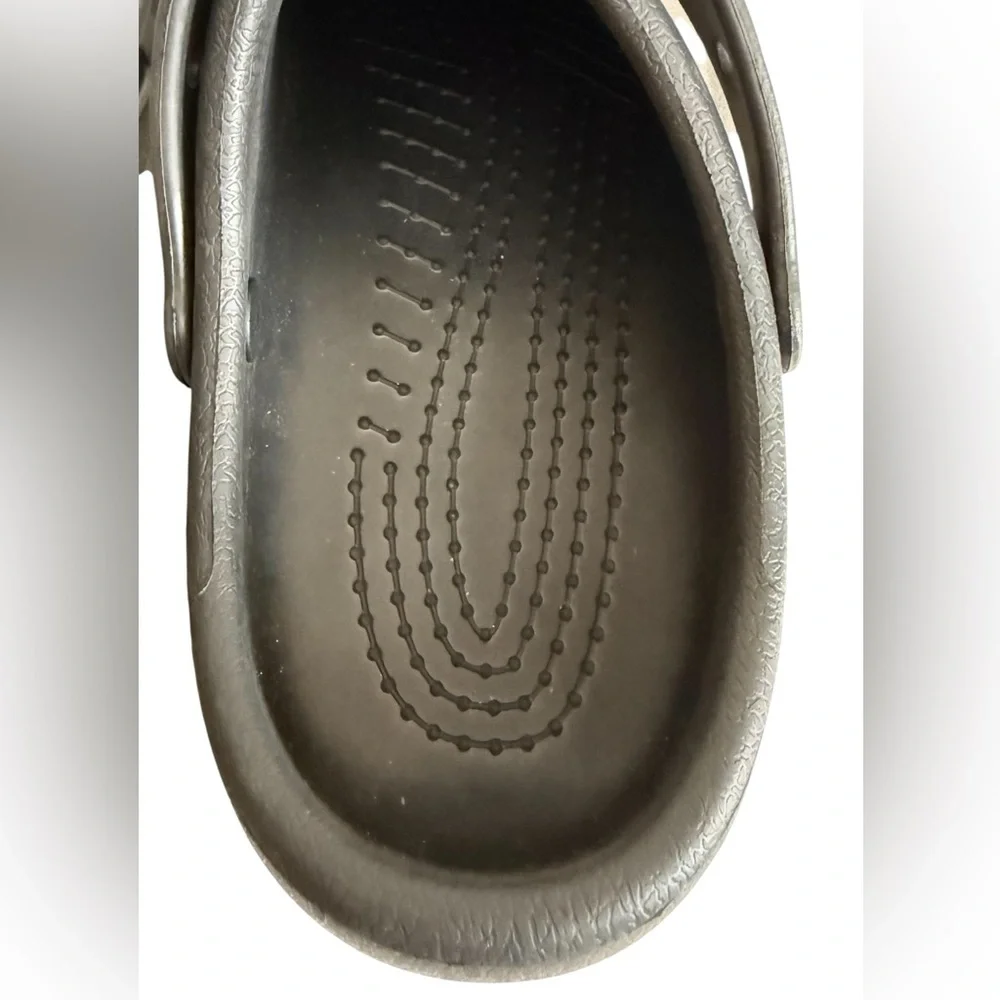 Crocs Bistro Black Unisex Clog - Picture 10 of 16